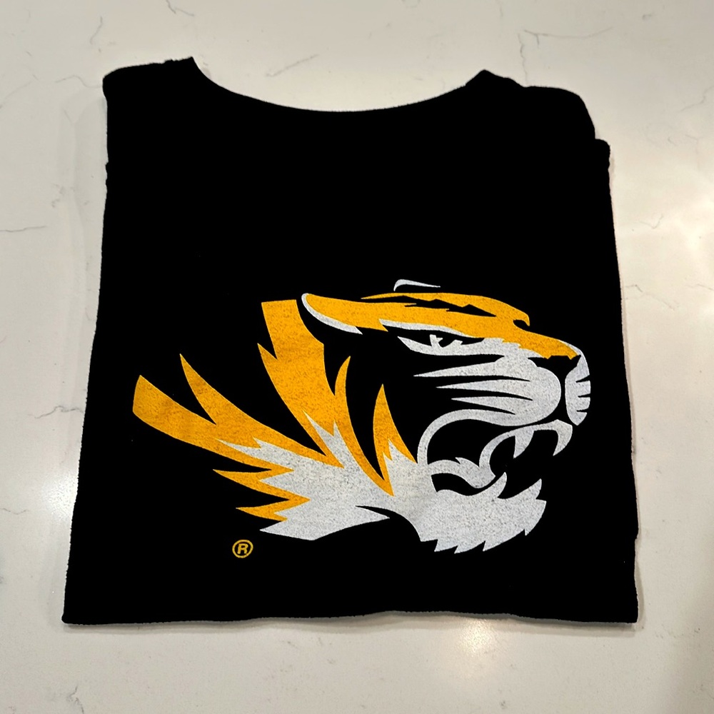 Women’s Missouri Tigers - Mizzou T-Shirt - L
